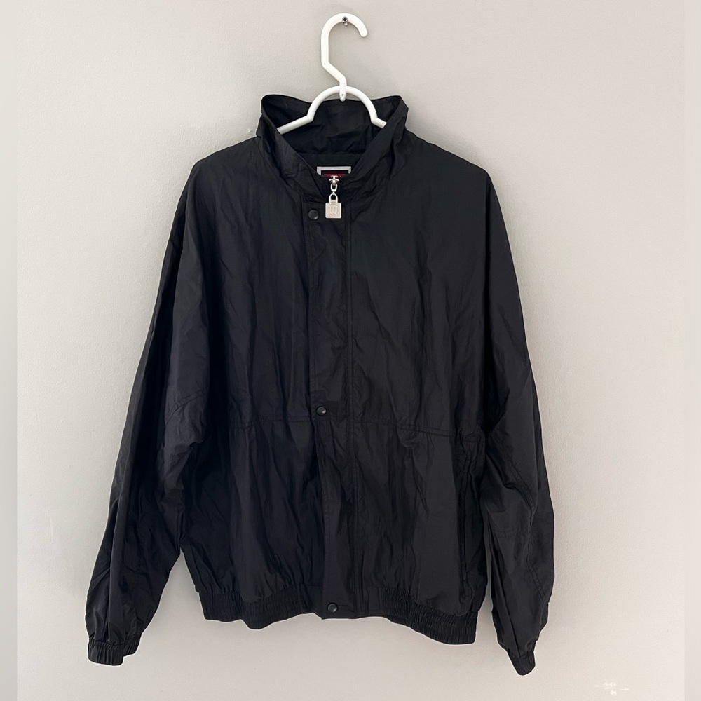 Wilson Men’s Black Windbreaker Full Zip Tennis Jacket Size XL Snap Buttons